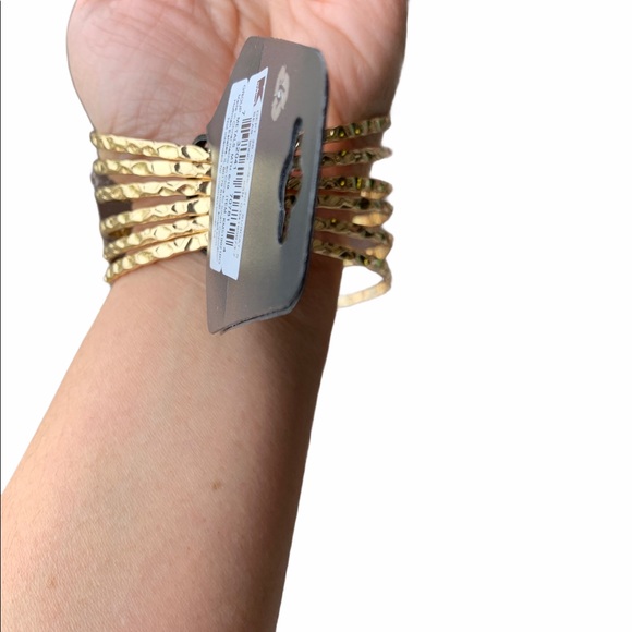 Gold colored bracelet - Picture 5 of 7